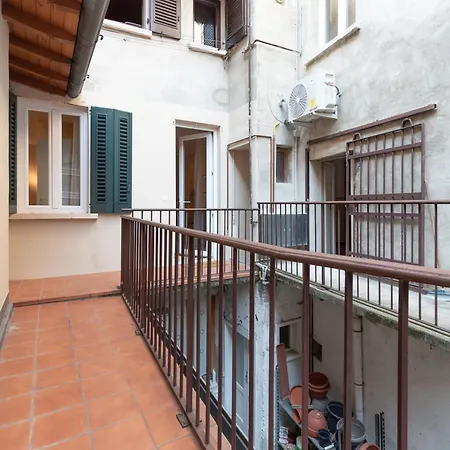 Magenta Retreat Piazza Arnaldo & Private Terrace * 브레시아