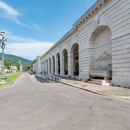 Magenta Retreat Piazza Arnaldo & Private Terrace * Брешия