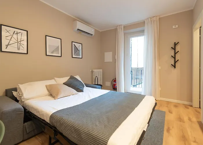 아파트 Magenta Retreat Piazza Arnaldo & Private Terrace 브레시아